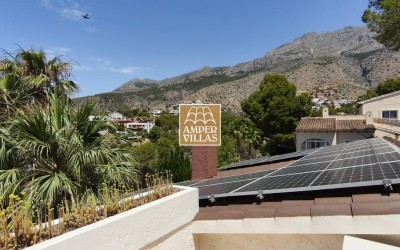 An exclusive property, offering privacy and surrounded by nature